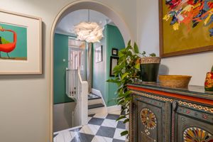 Photo 17- click for photo gallery